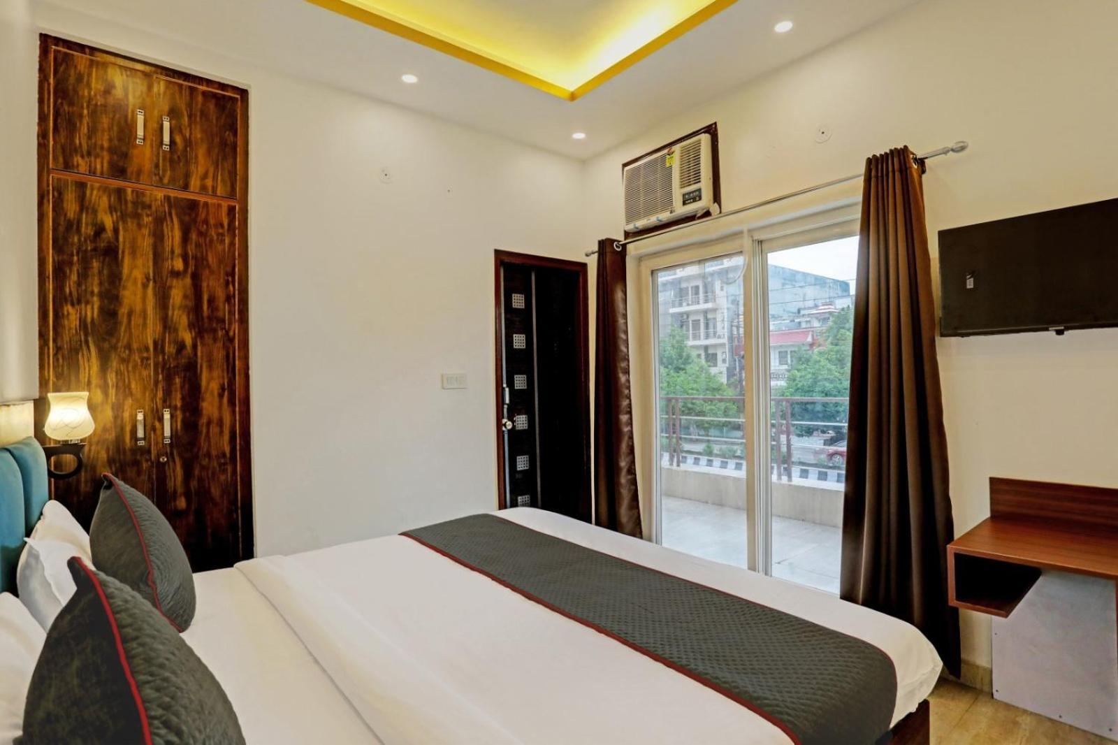 Hotel Aerotech Near Delhi Airport New Delhi Exterior photo