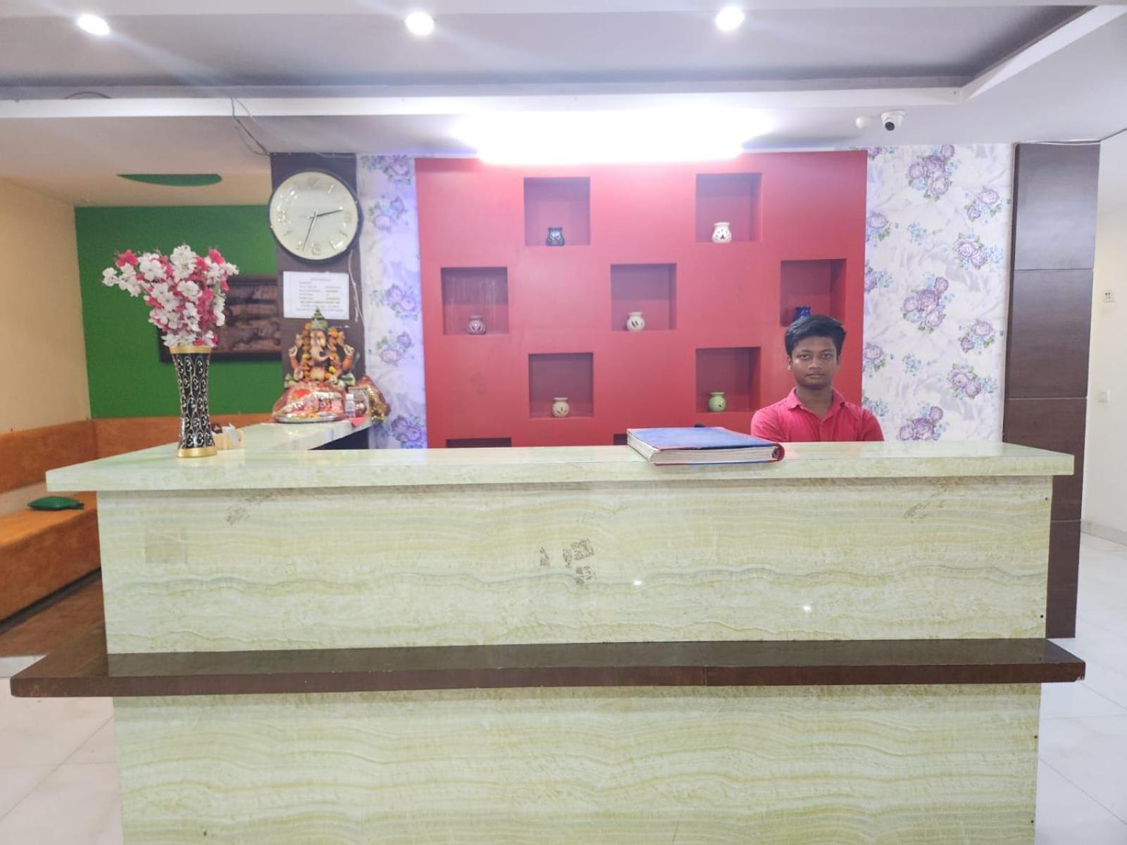 Hotel Aerotech Near Delhi Airport New Delhi Exterior photo