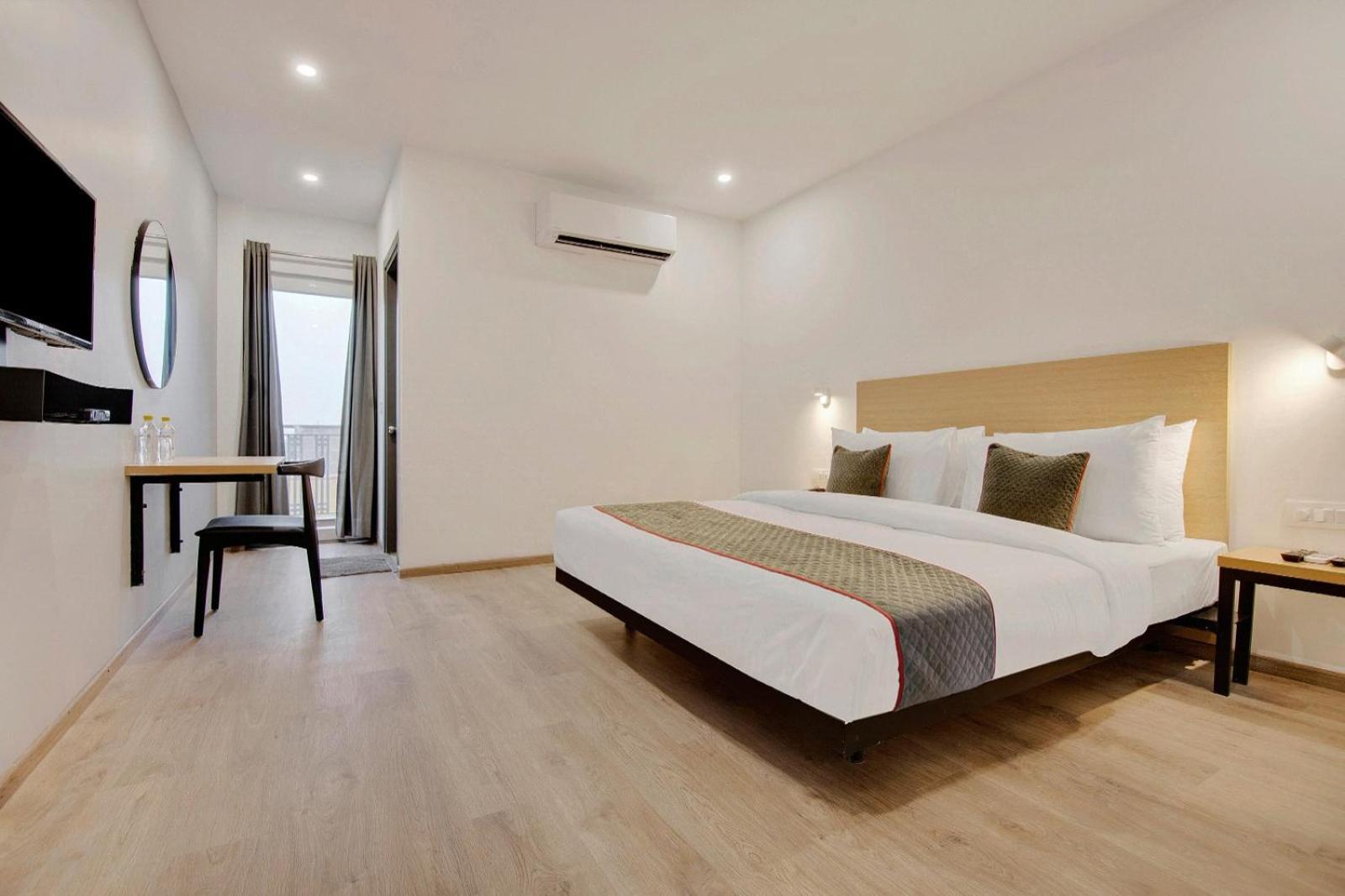 Hotel Aerotech Near Delhi Airport New Delhi Exterior photo