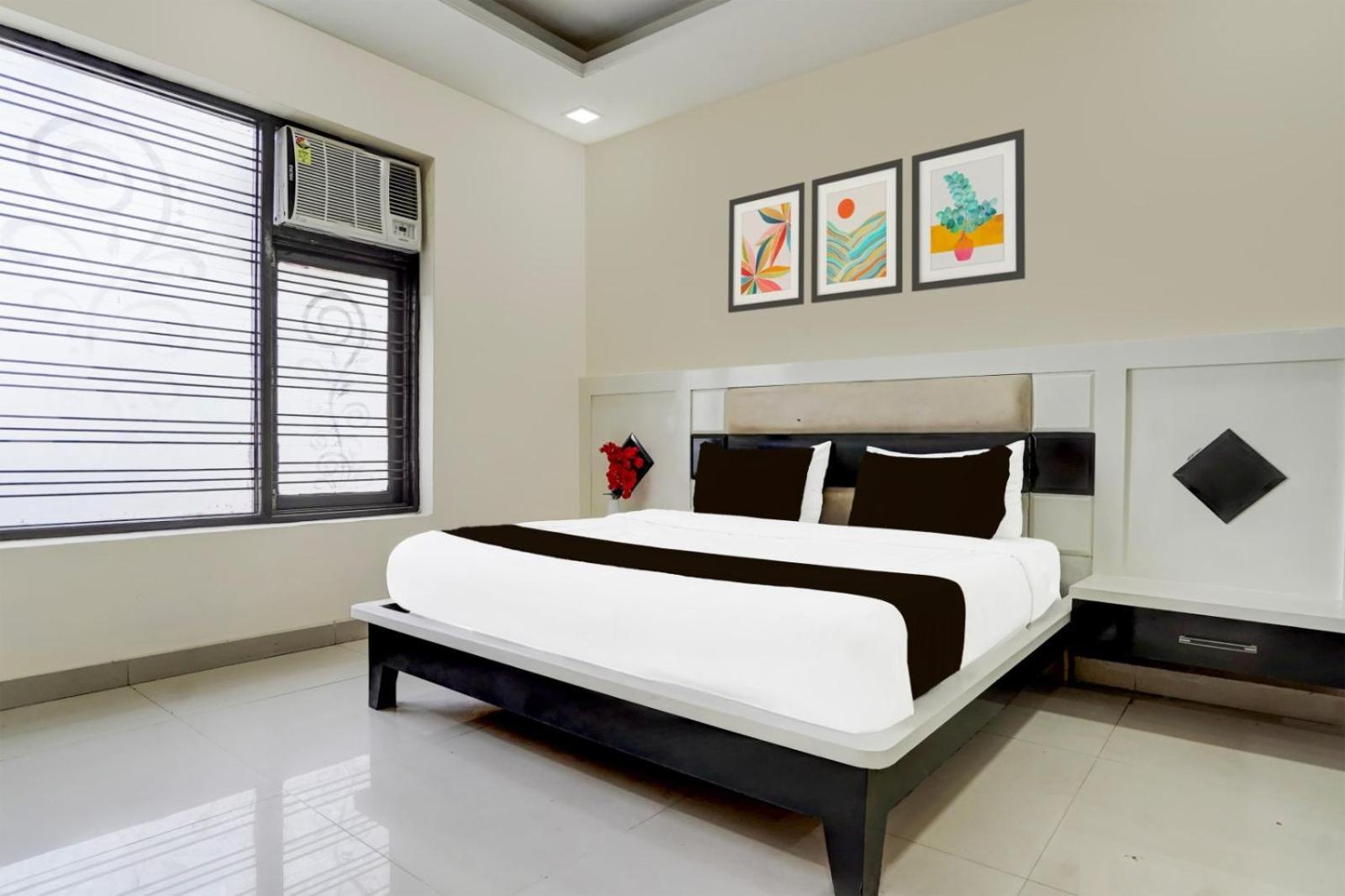 Hotel Aerotech Near Delhi Airport New Delhi Exterior photo